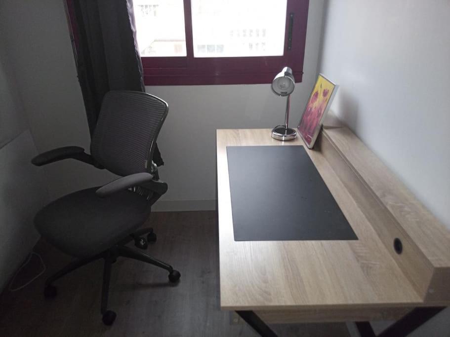 Apartmán -- Le Refuge, A 50 Metres De La Gare -- Grenoble Pokoj fotografie